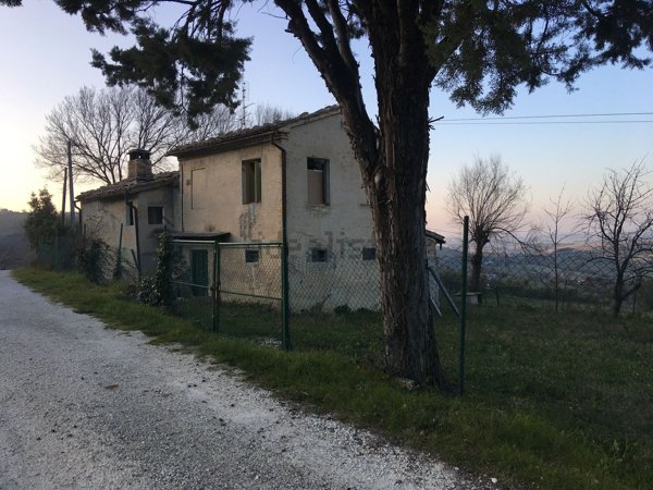 appartamento in vendita a Montecarotto