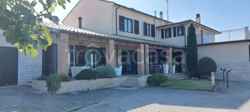 casa indipendente in vendita a Montemarciano in zona Cassiano