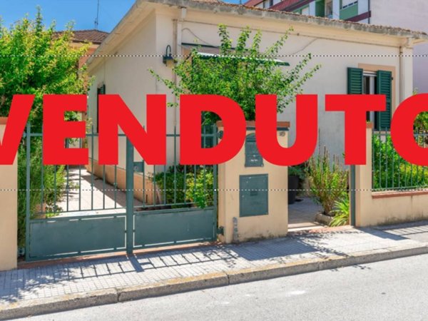 casa indipendente in vendita a Montemarciano in zona Marina