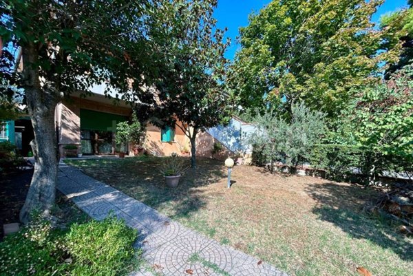 casa indipendente in vendita a Montemarciano