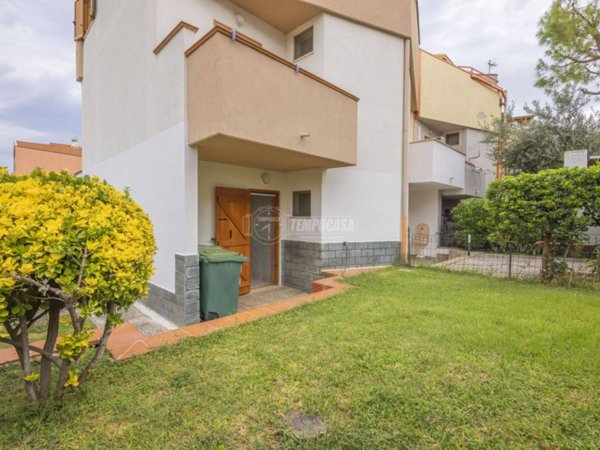 casa indipendente in vendita a Montemarciano in zona Marina