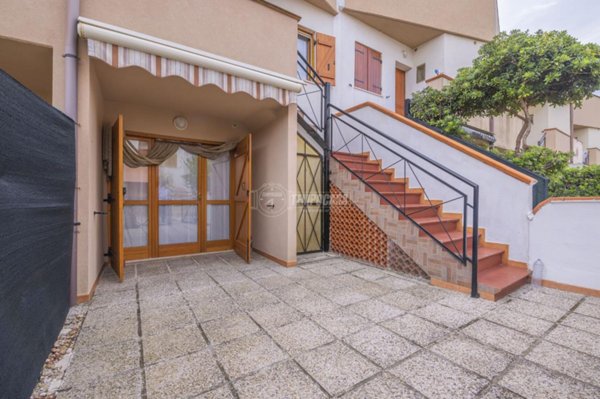 casa indipendente in vendita a Montemarciano in zona Marina