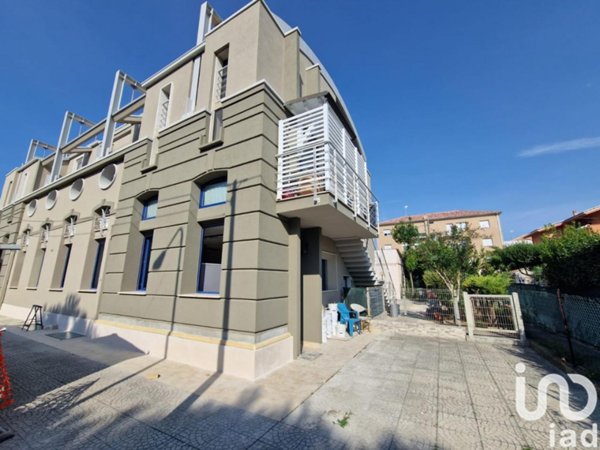 appartamento in vendita a Montemarciano in zona Marina