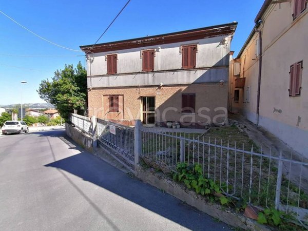 casa indipendente in vendita a Montemarciano in zona Cassiano