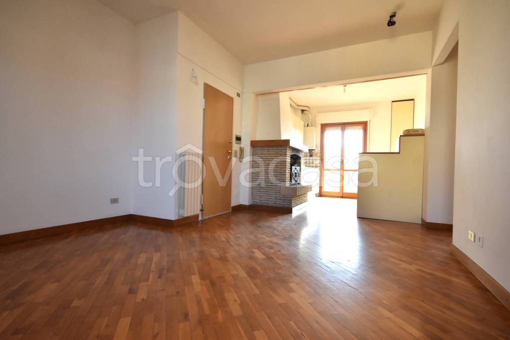 appartamento in vendita a Montemarciano in zona Marina