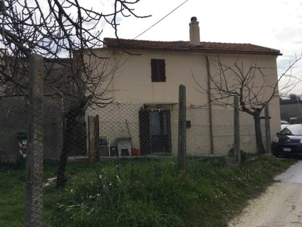 casa indipendente in vendita a Montemarciano