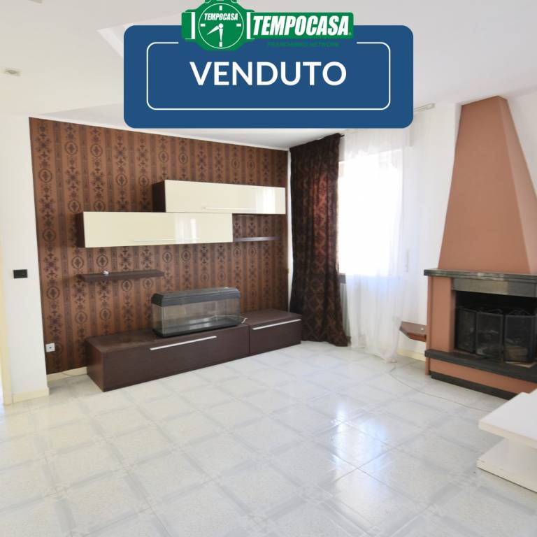 appartamento in vendita a Montemarciano in zona Marina