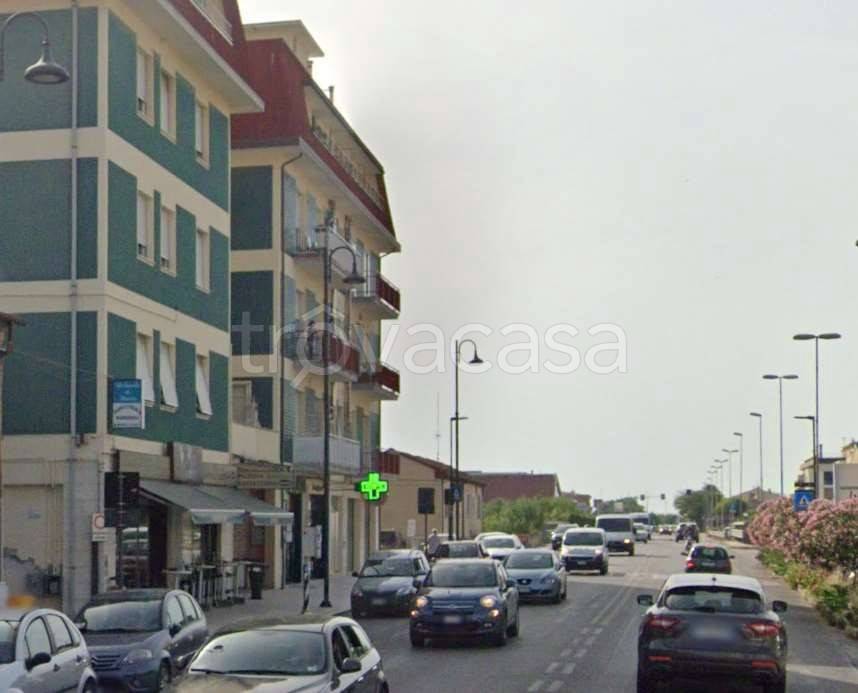 appartamento in vendita a Montemarciano in zona Marina