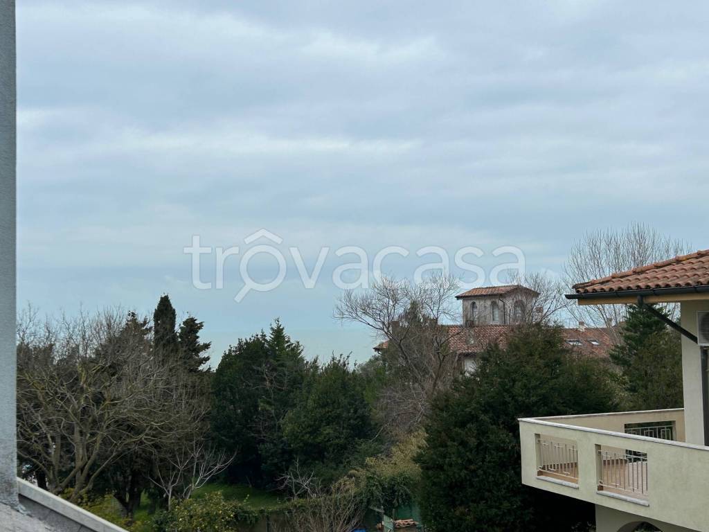appartamento in vendita a Montemarciano in zona Marina