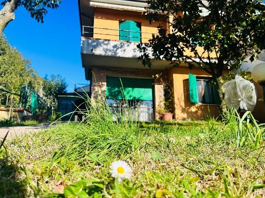 casa indipendente in vendita a Montemarciano