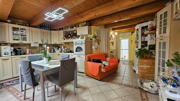 casa indipendente in vendita a Montemarciano