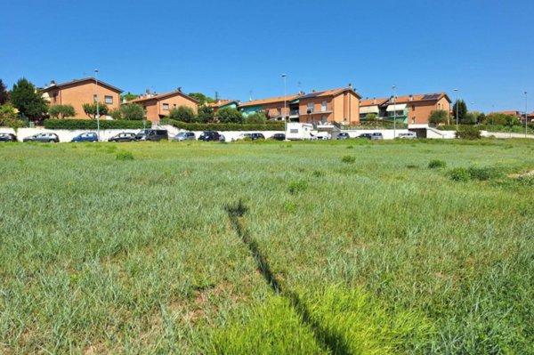 terreno edificabile in vendita a Montemarciano