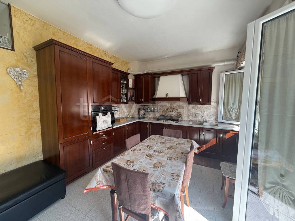 appartamento in vendita a Montemarciano in zona Marina