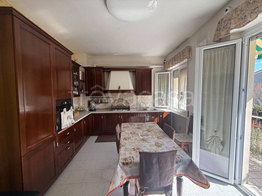 appartamento in vendita a Montemarciano in zona Marina