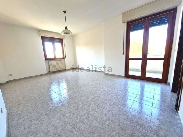 appartamento in vendita a Montemarciano in zona Marina