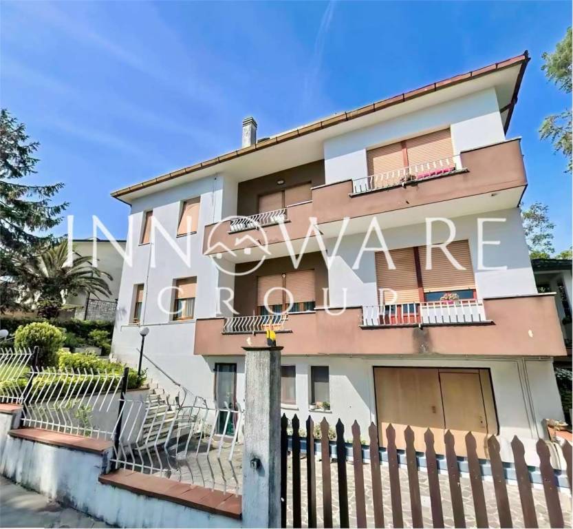 appartamento in vendita a Montemarciano in zona Marina
