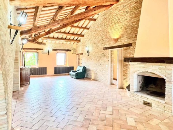 casa indipendente in vendita a Montemarciano