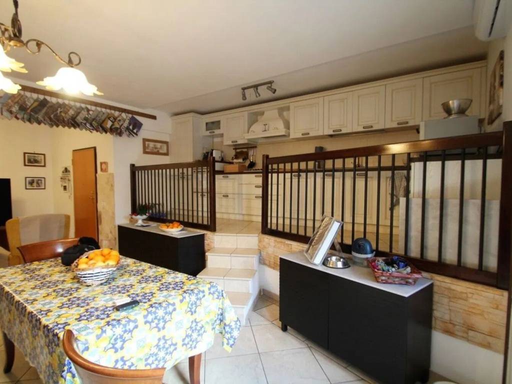 appartamento in vendita a Montemarciano in zona Marina