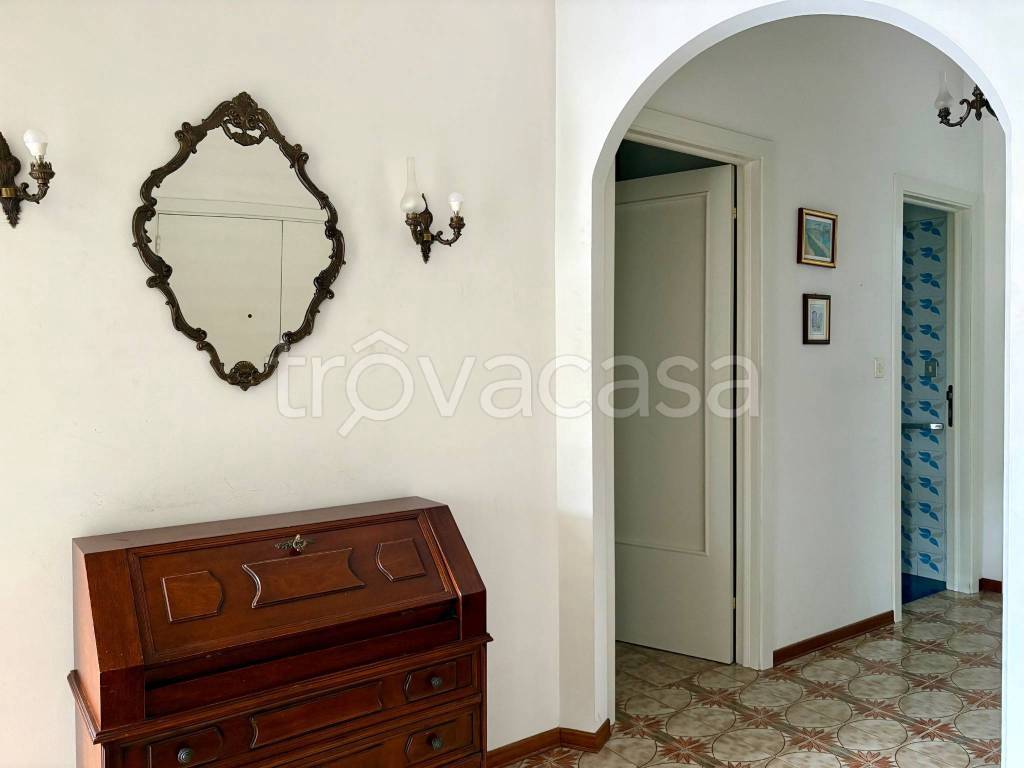 appartamento in vendita a Montemarciano in zona Marina