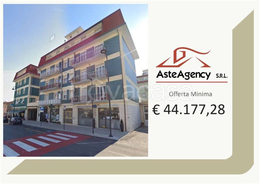 appartamento in vendita a Montemarciano in zona Marina