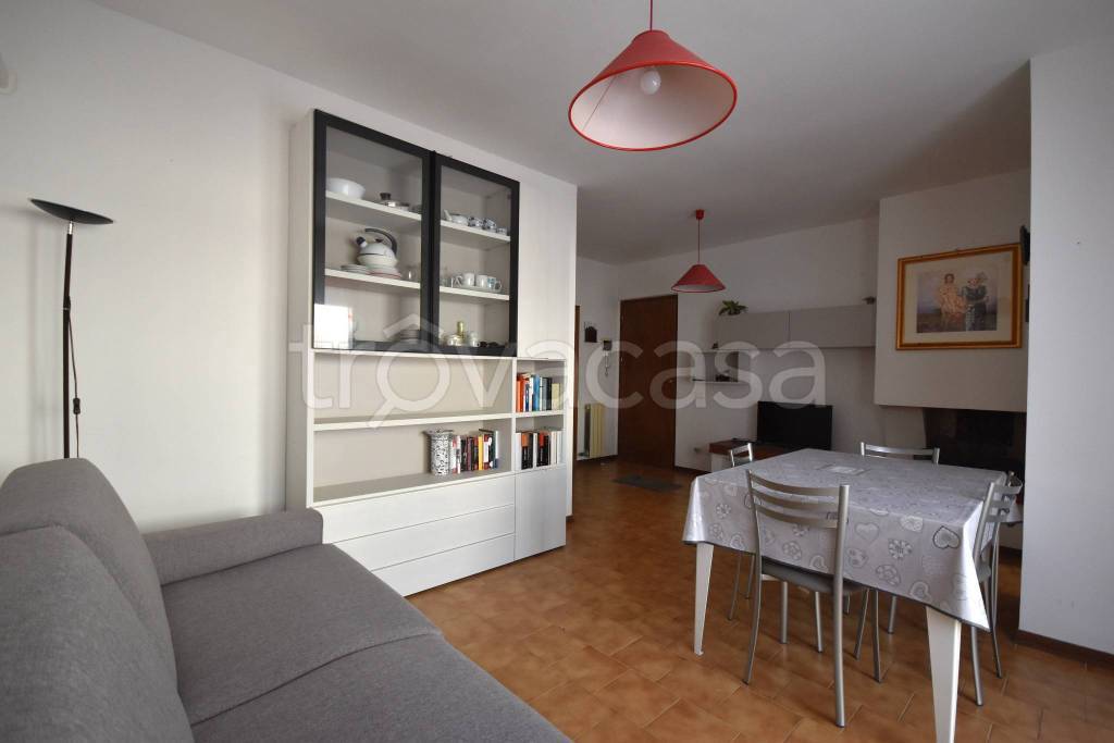 appartamento in vendita a Montemarciano in zona Marina