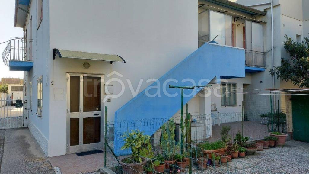 appartamento in vendita a Montemarciano in zona Marina