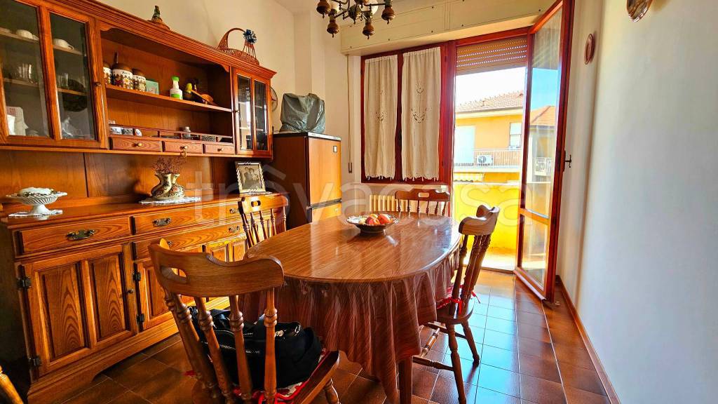 appartamento in vendita a Montemarciano in zona Marina