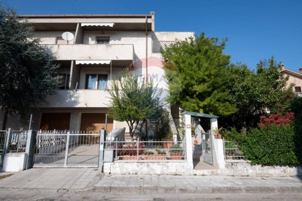 casa indipendente in vendita a Montemarciano