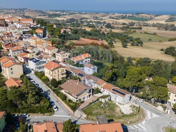 casa indipendente in vendita a Montemarciano