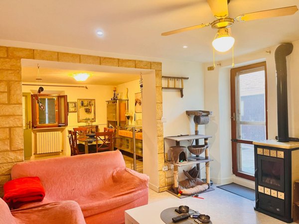 casa indipendente in vendita a Montemarciano in zona Cassiano