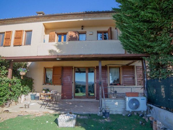 appartamento in vendita a Montemarciano in zona Gelso
