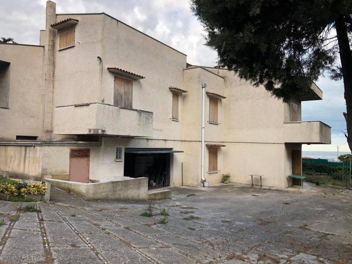 casa indipendente in vendita a Montemarciano