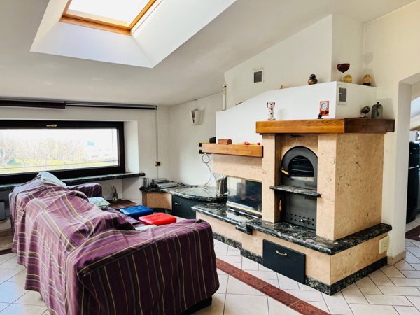 appartamento in vendita a Montemarciano in zona Marina