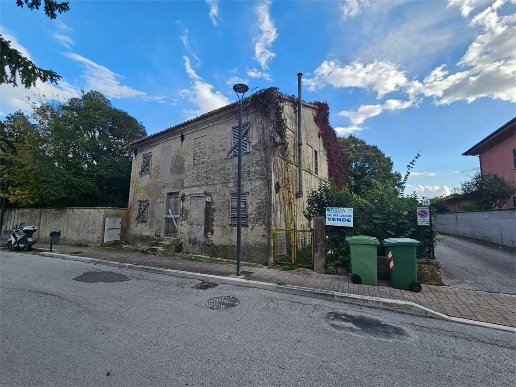 casa indipendente in vendita a Montemarciano
