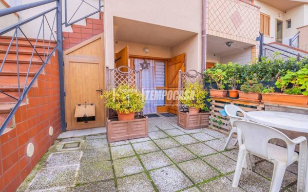 appartamento in vendita a Montemarciano in zona Marina