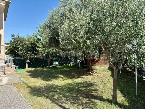 casa indipendente in vendita a Montemarciano in zona Gelso