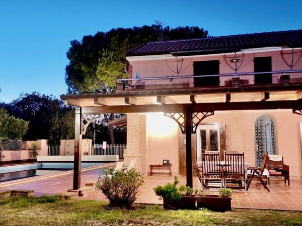 casa indipendente in vendita a Montemarciano