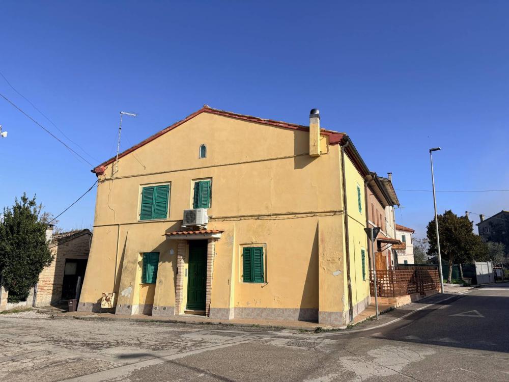 casa indipendente in vendita a Montemarciano in zona Cassiano