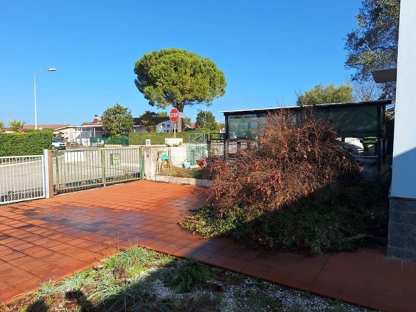 casa semindipendente in vendita a Montemarciano in zona Gelso