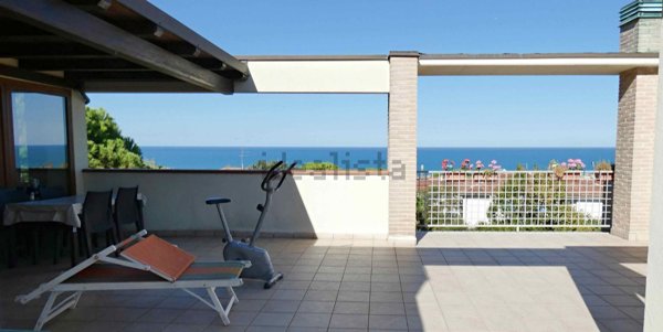 appartamento in vendita a Montemarciano in zona Marina