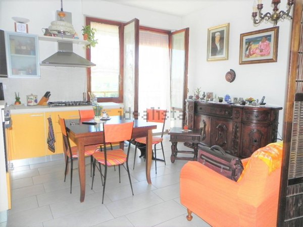 appartamento in vendita a Montemarciano in zona Marina