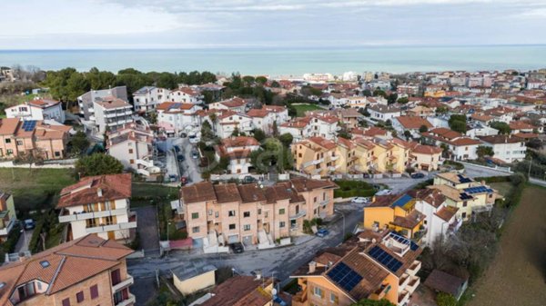 casa indipendente in vendita a Montemarciano in zona Marina