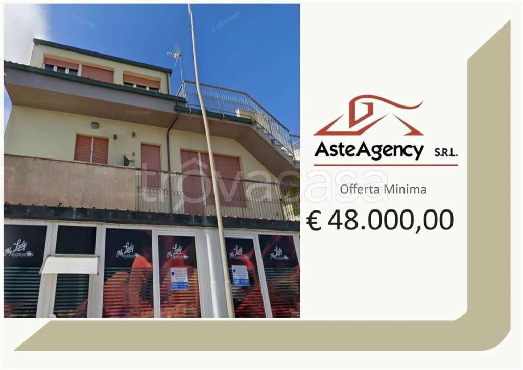 appartamento in vendita a Montemarciano in zona Marina