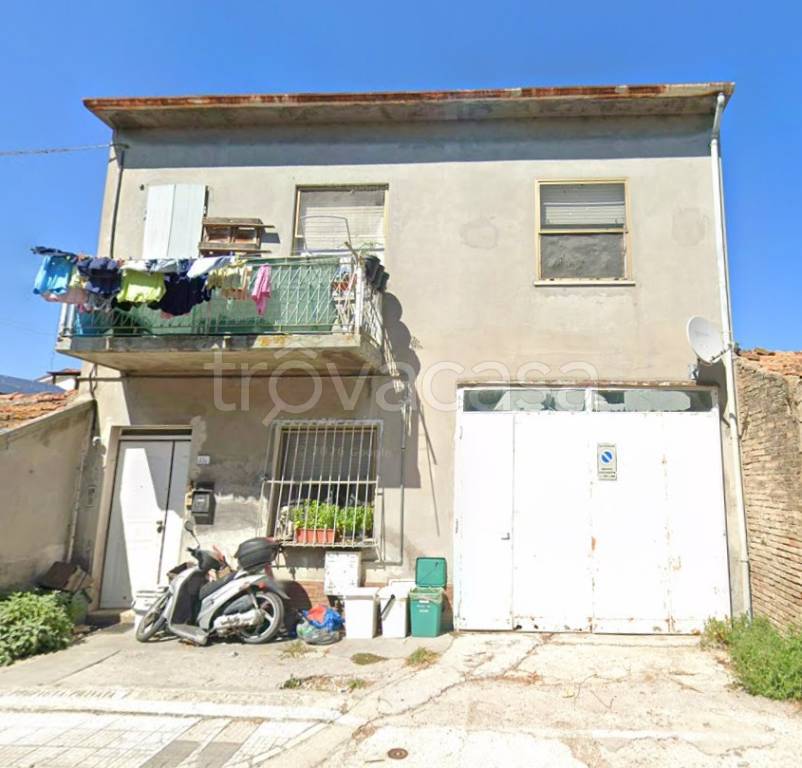 appartamento in vendita a Montemarciano in zona Gabella