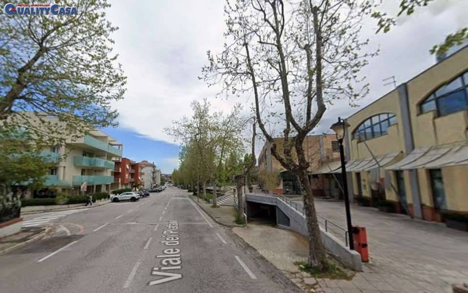 negozio in vendita a Montemarciano in zona Marina