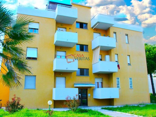 appartamento in vendita a Montemarciano in zona Marina