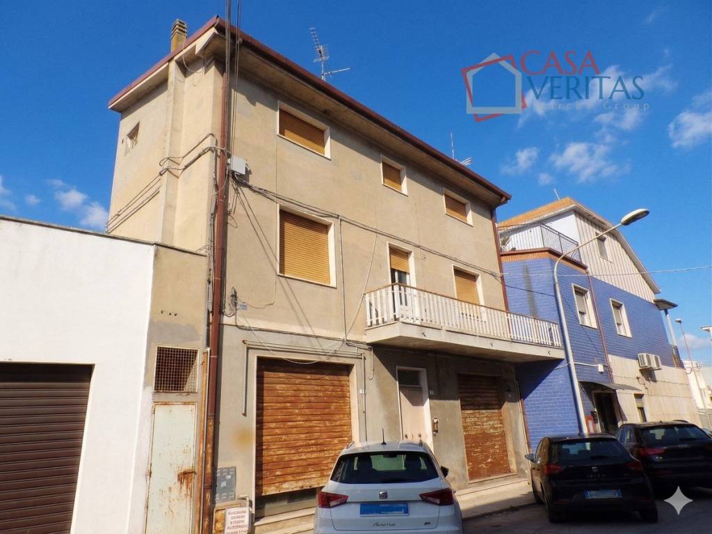 appartamento in vendita a Montemarciano in zona Marina