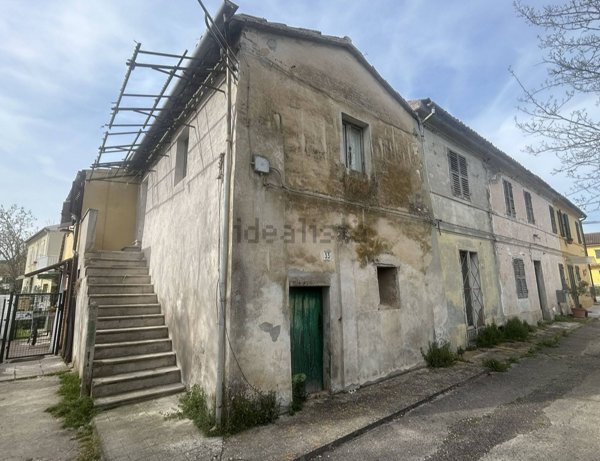 appartamento in vendita a Montemarciano in zona Gabella