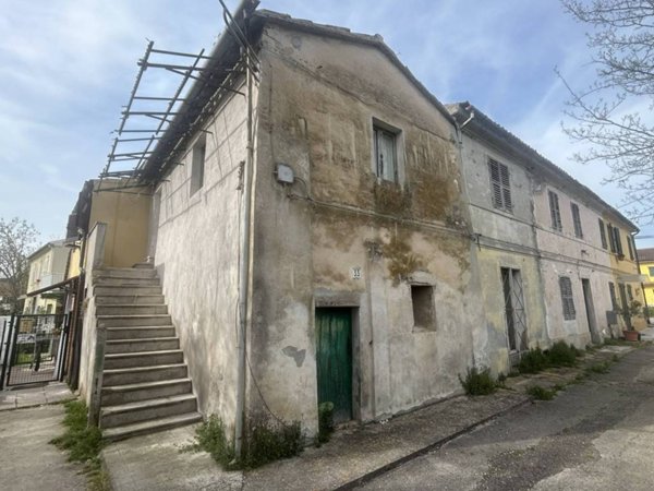 appartamento in vendita a Montemarciano in zona Gabella