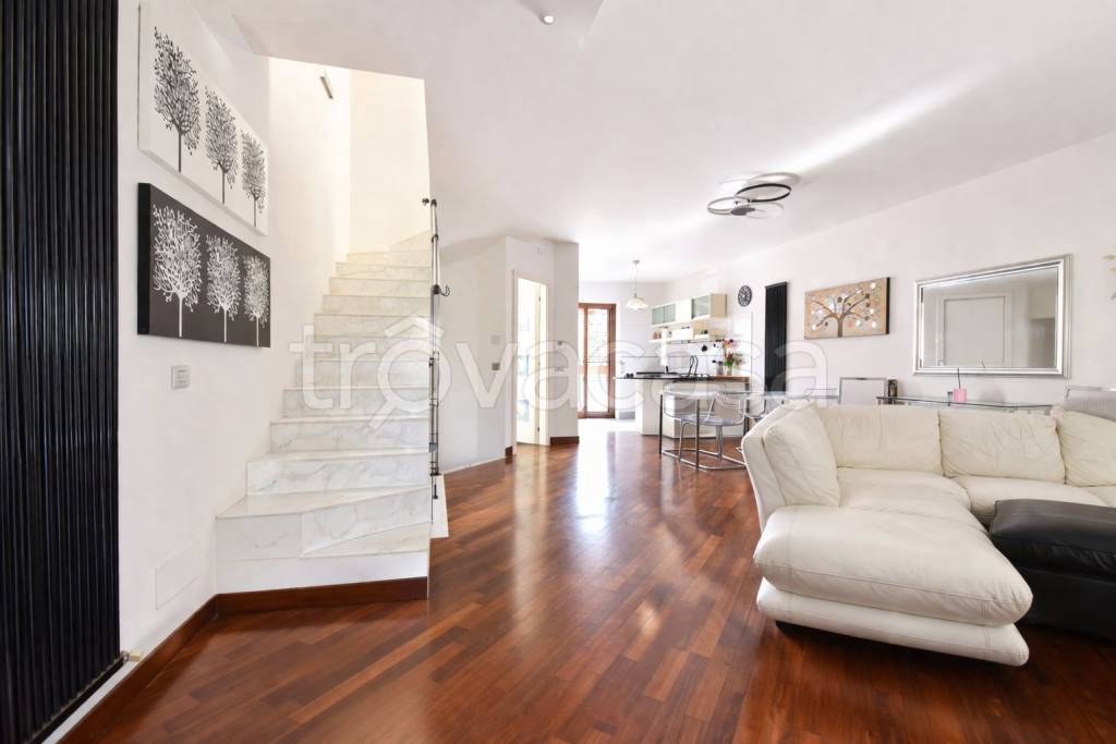 casa indipendente in vendita a Montemarciano